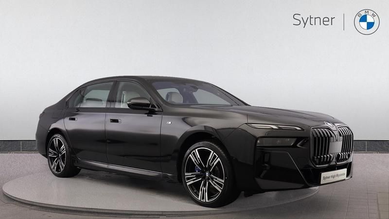 Black Used 2025 BMW i7 M Sport Sedan | £78,000 (Expensive) - Image 1/4