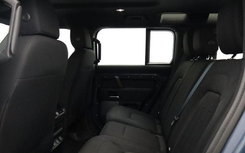 Used Land Rover Defender 200 HP (147 kW) 2021 Blue SUV