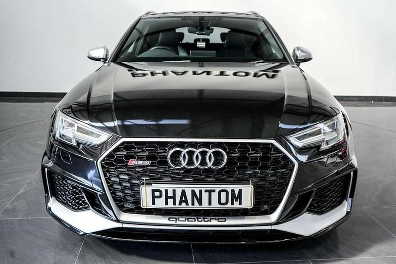Used Audi RS4 Design 450 HP (330 kW) 2018 Black Estate