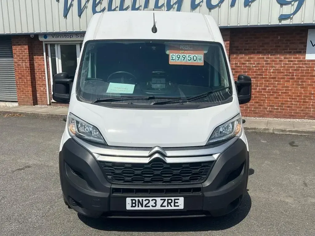 Used Citroën Relay 140 HP (102 kW) 2023 White Van