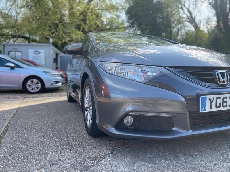 Used Honda Civic ES 142 HP (104 kW) 2013 Grey Hatchback