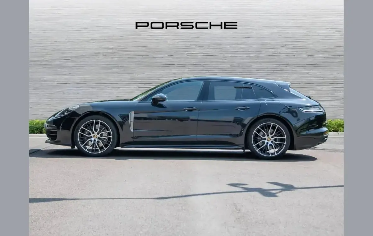 Used Porsche Panamera 4 E-Hybrid Platinum Edition 456 HP (335 kW) 2023 Black Hatchback