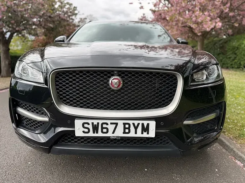 Used Jaguar F-Pace R-Sport 180 HP (132 kW) 2017 Black SUV