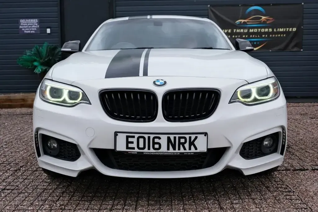 Used BMW 220 M Sport 190 HP (139 kW) 2016 White Coupe