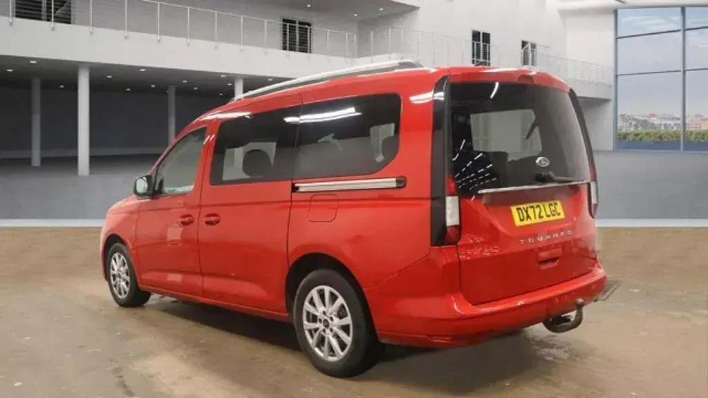 Used Ford Tourneo Connect Titanium 2022 Red MPV