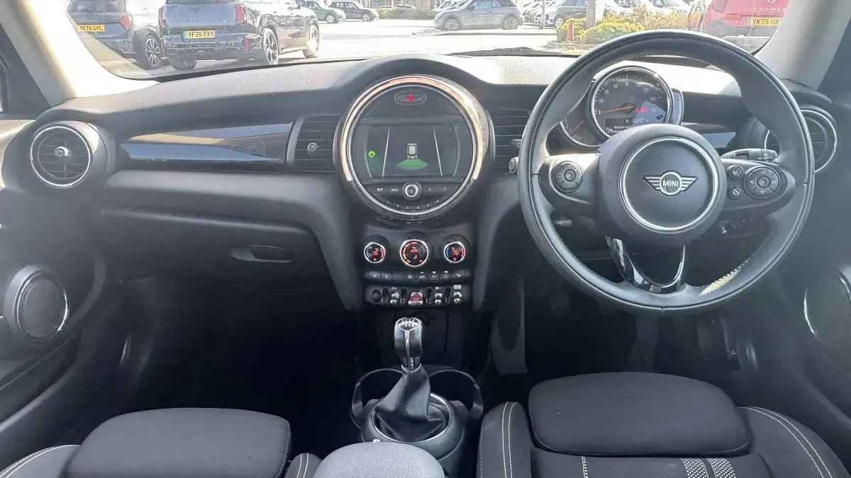 Used Mini Cooper S Classic 189 HP (139 kW) 2020 Blue Hatchback