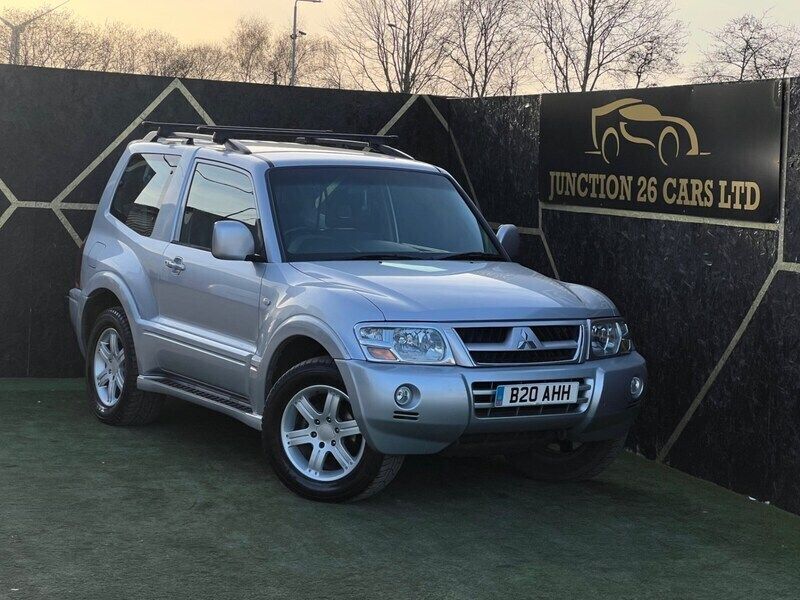 Silver Used 2006 Mitsubishi Shogun Warrior SUV | £3,995 (Fair price) - Image 1/4