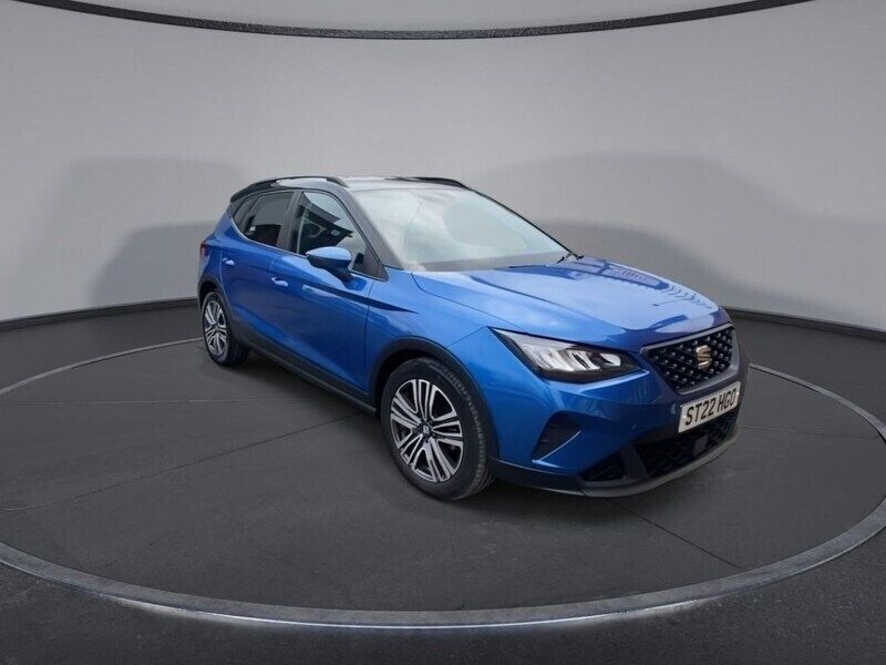 Blue Used 2022 Seat Arona SE Technology SUV | £12,799 (Fair price) - Image 1/4