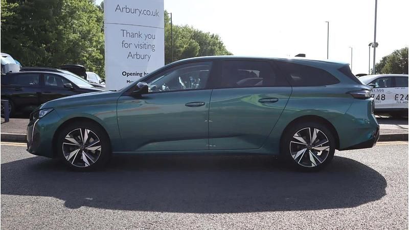 Blue Used 2022 Peugeot 308 Allure Estate | £17,099 (Fair price) - Image 1/2