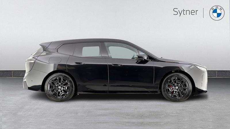Usado BMW iX M Sport 295 kW (402 CV) 2025 Negro SUV