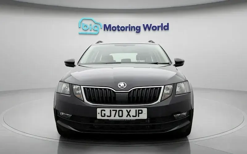 Used Skoda Octavia SE Drive 150 HP (110 kW) 2020 Black Estate