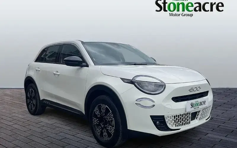 Used Fiat 600 136 HP (100 kW) 2025 SUV