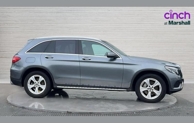 Used Mercedes GLC250 Premium 200 HP (147 kW) 2018 Grey SUV