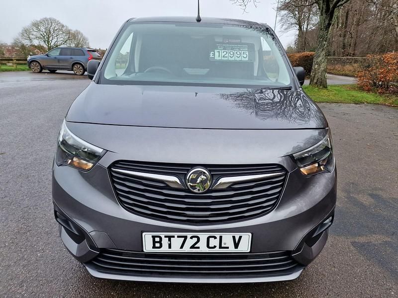 Used Vauxhall Combo Sportive 100 HP (73 kW) 2022 Grey MPV