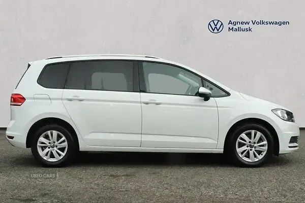 Used VW Touran Family 150 HP (110 kW) 2021 White MPV
