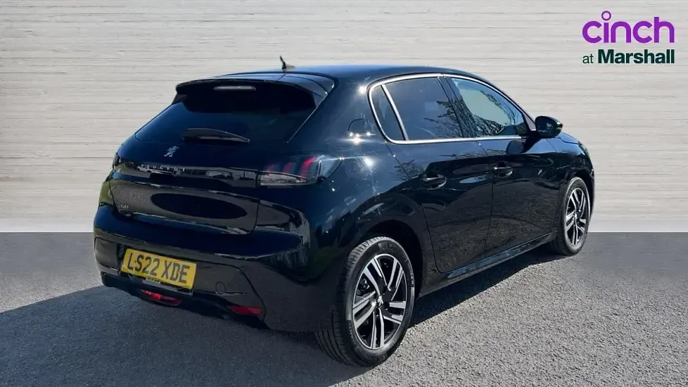 Used Peugeot 208 Allure Premium 100 HP (73 kW) 2022 Black Hatchback