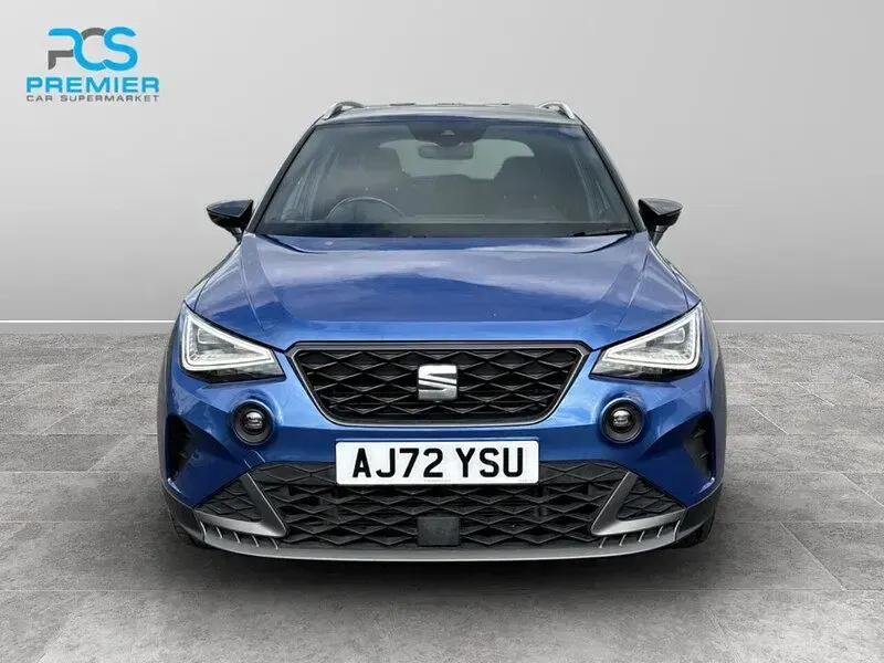 Used Seat Arona FR Sport 108 HP (79 kW) 2023 Blue SUV