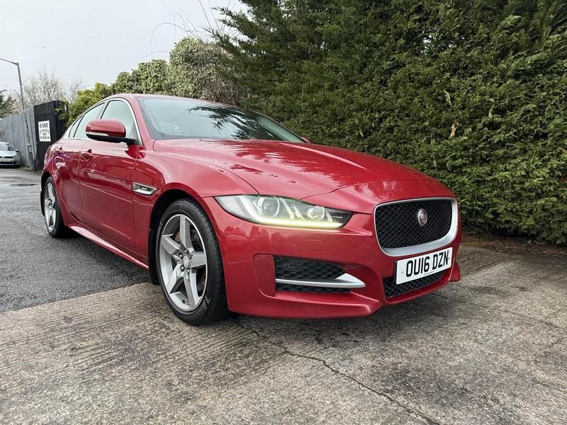 Used Jaguar XE R-Sport 240 HP (176 kW) 2016 Red Sedan