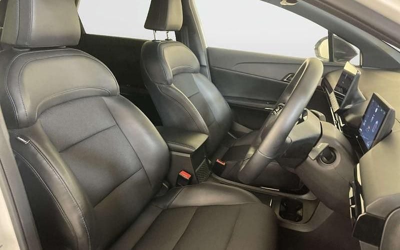 Used MG MG4 EV Trophy 150 kW (204 HP) 2025 Hatchback