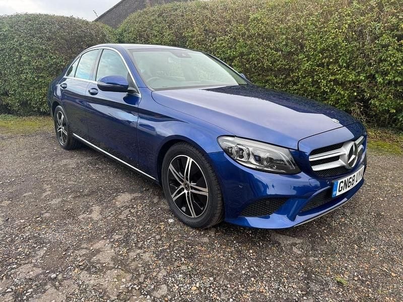 Used Mercedes C220 Premium 194 HP (142 kW) 2019 Blue Sedan