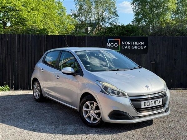 Silver Used 2015 Peugeot 208 Active Hatchback | £3,095 (Fair price) - Image 1/1