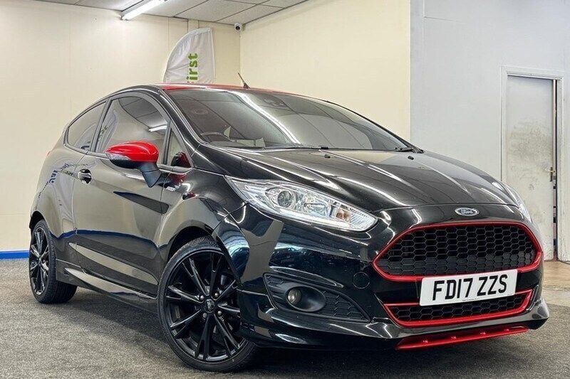 Black Used 2017 Ford Fiesta ST-Line Hatchback | £4,295 (Good price) - Image 1/1