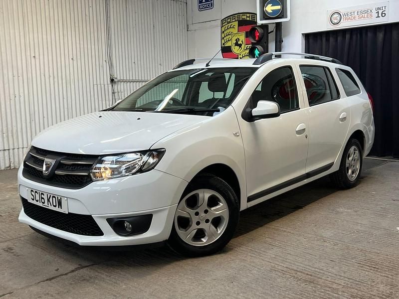 Used Dacia Logan MCV Lauréate 90 HP (66 kW) 2016 White Estate