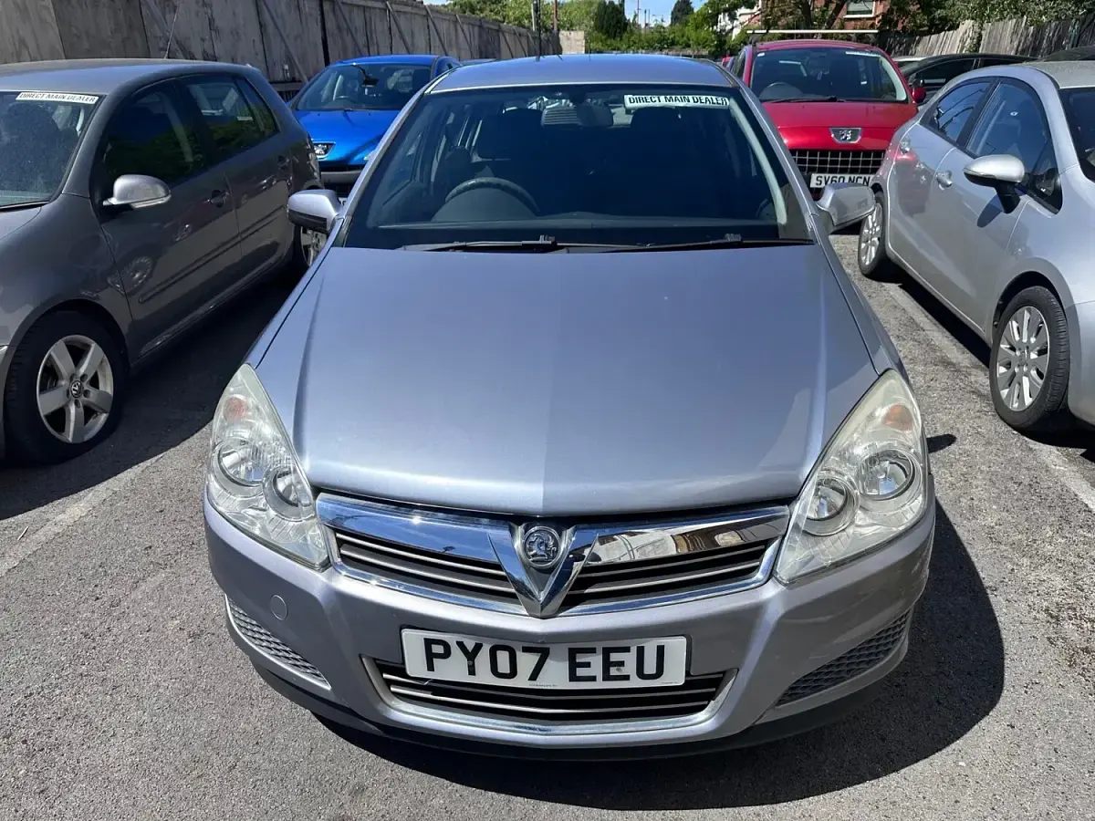 Used Vauxhall Astra 2007 Silver Hatchback