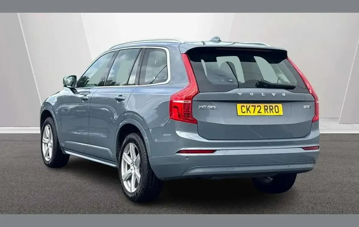 Used Volvo XC90 Core 247 HP (181 kW) 2022 Grey SUV