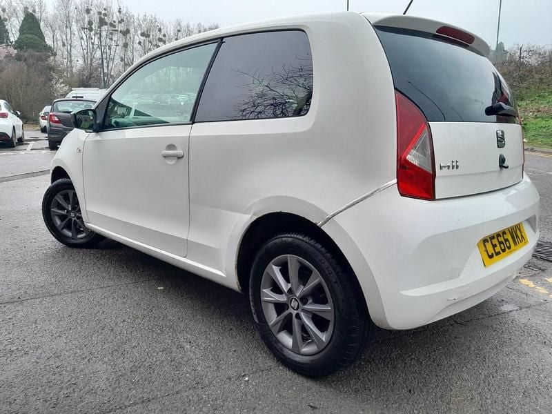 Used Seat Mii Design 2016 White Hatchback