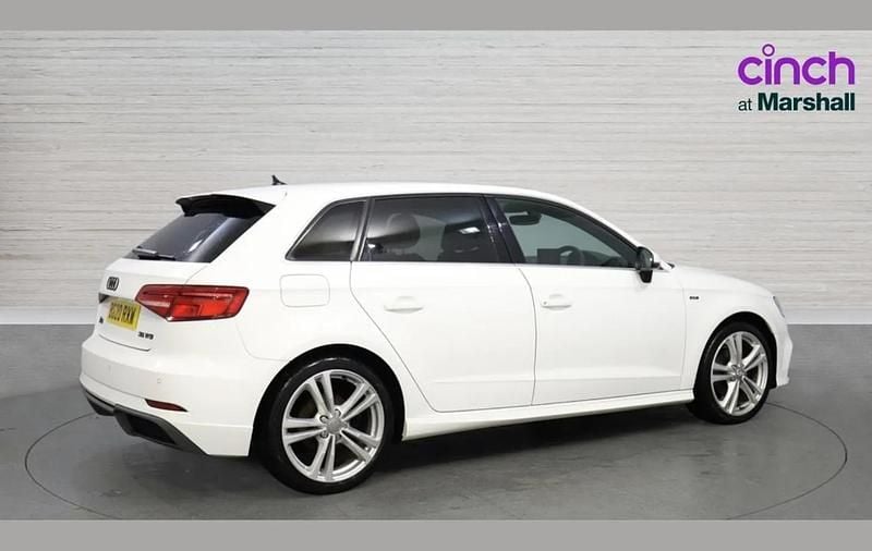 Used Audi A3 S-Line 147 HP (108 kW) 2020 White Hatchback
