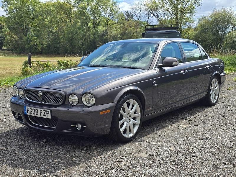 Grey Used 2008 Jaguar XJ8 Sovereign Sedan | £7,495 - Image 1/4