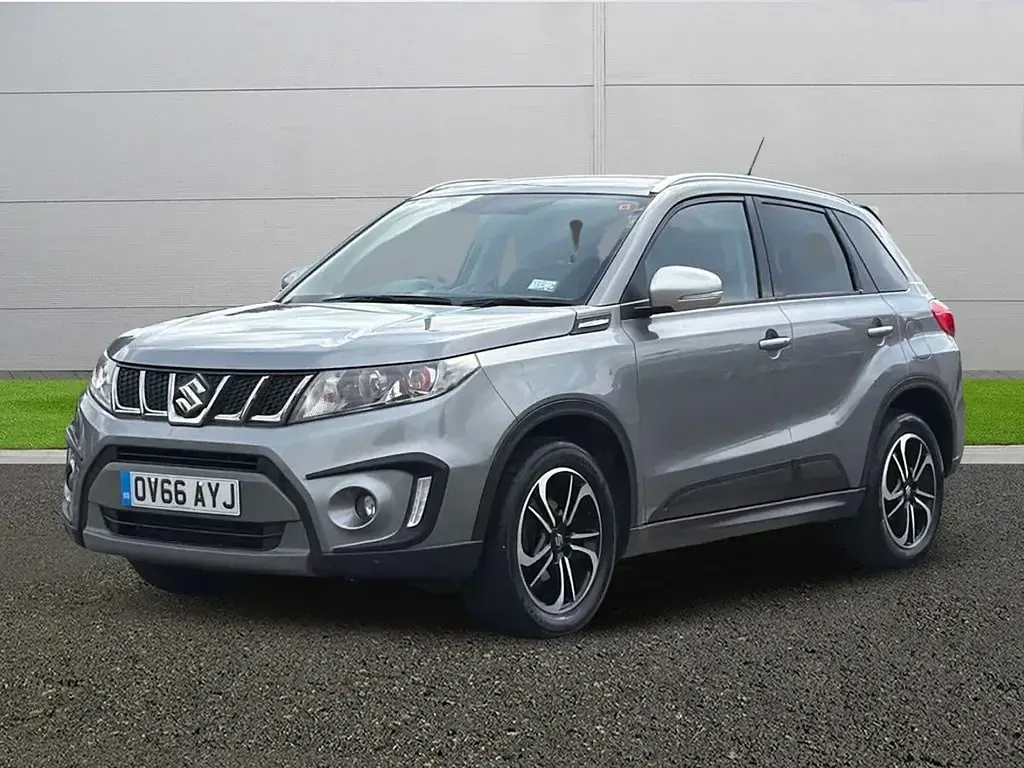 Usado Suzuki Vitara 140 CV (102 kW) 2016 Gris SUV