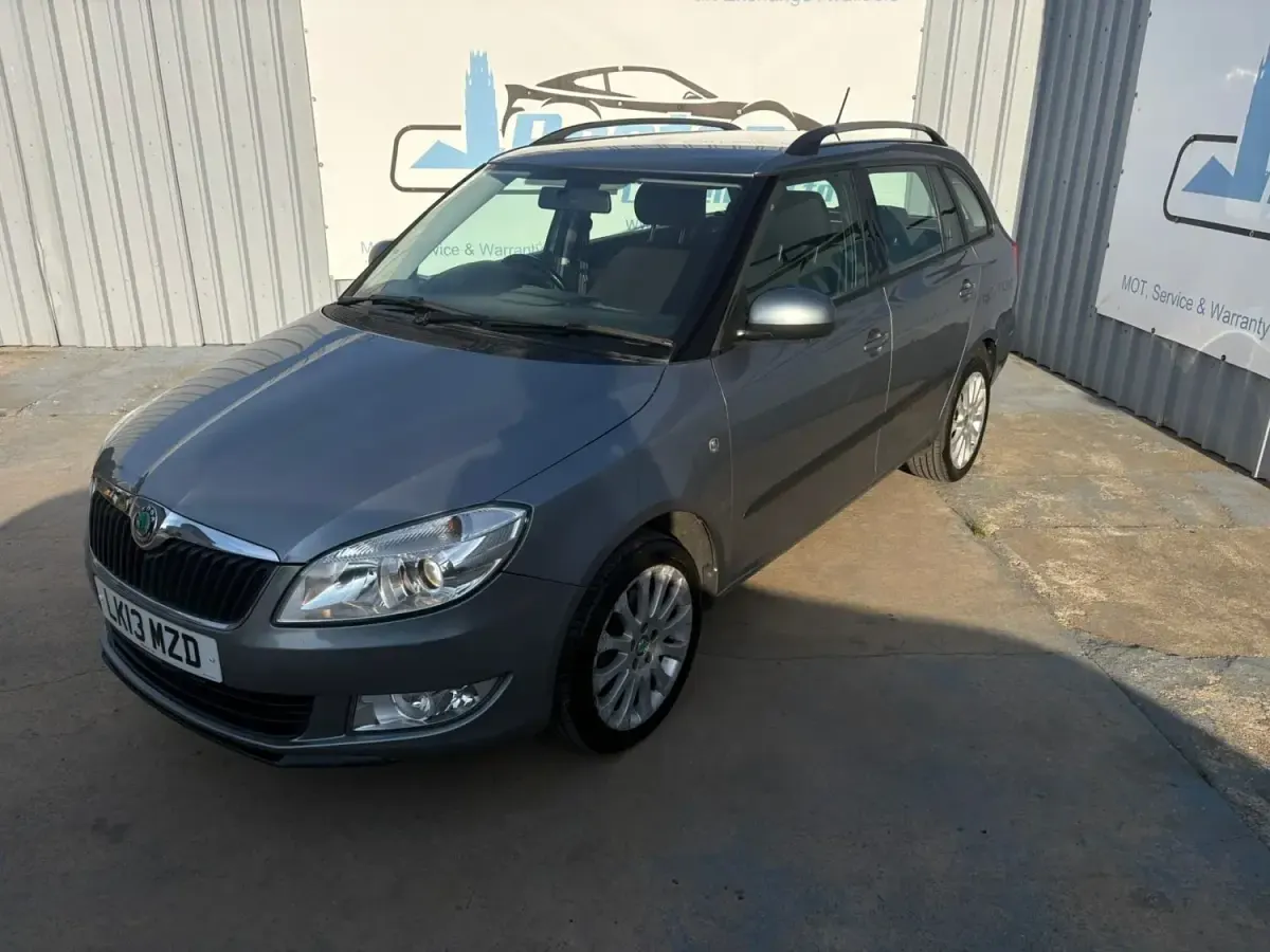 Używany Skoda Fabia Elegance 105 KM (77 kW) 2013 Szary Kombi