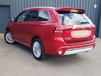 Used Mitsubishi Outlander P-HEV 224 HP (164 kW) 2020 Red SUV