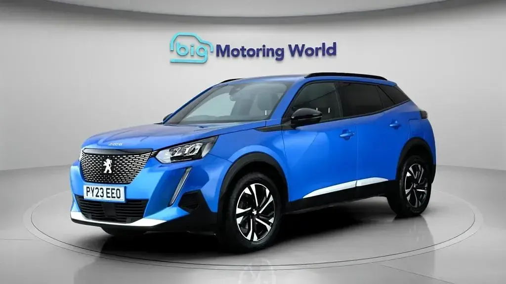 Used Peugeot 2008 Allure+ 100 HP (73 kW) 2023 Blue SUV