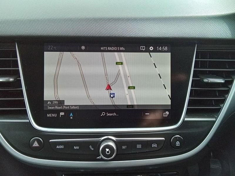 Used Vauxhall Crossland X S 99 HP (72 kW) 2018 Silver SUV