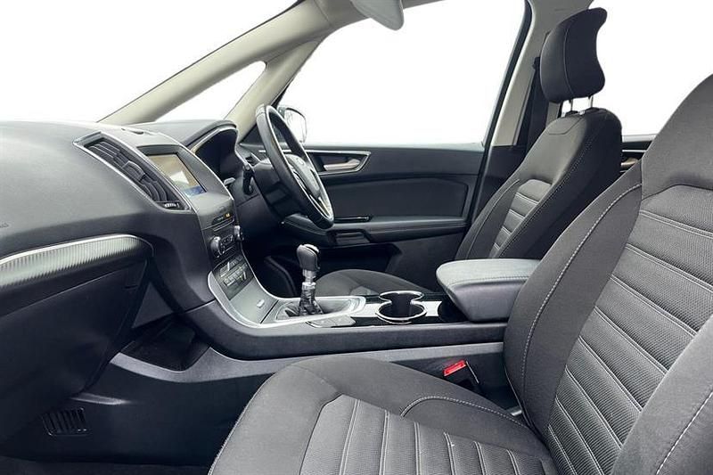 Used Ford Galaxy Titanium 150 HP (110 kW) 2022 Chrome blue MPV