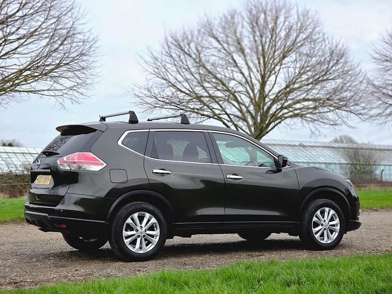 Used Nissan X-Trail Acenta 2017 Green SUV