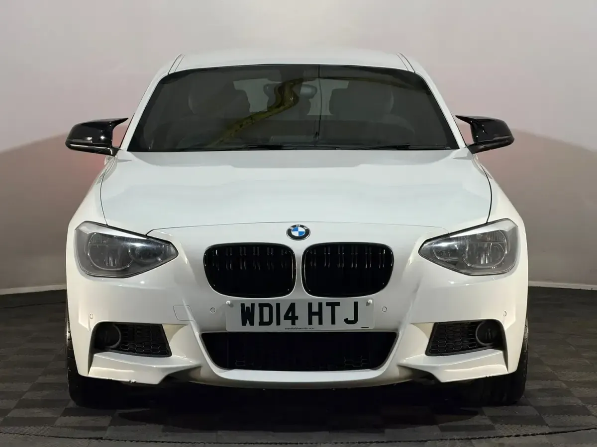 Usado BMW 118 M Sport 140 CV (102 kW) 2014 Blanco Utilitario
