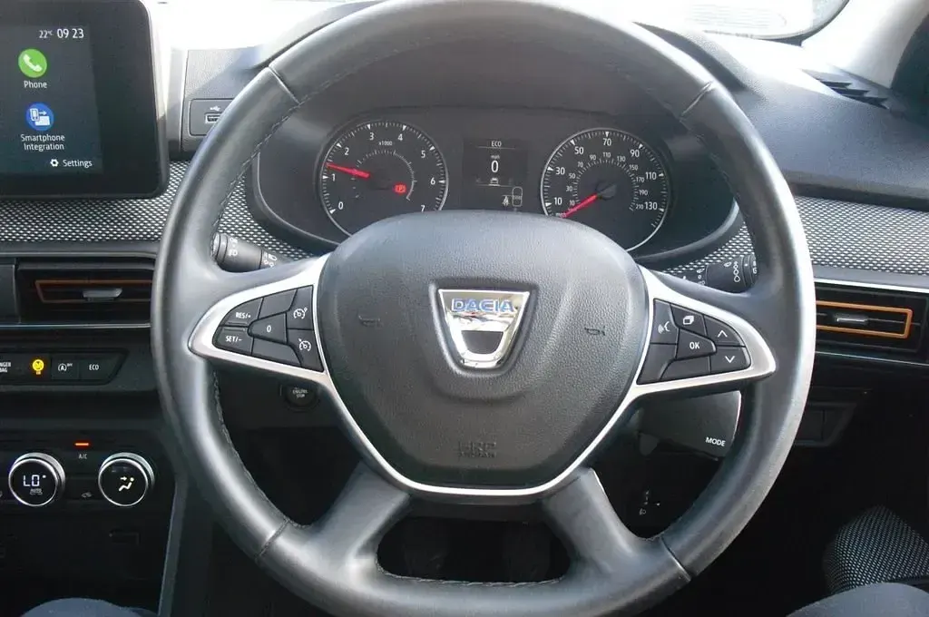 Gebraucht Dacia Sandero Prestige 90 PS (66 kW) 2021 Weiß Kleinwagen