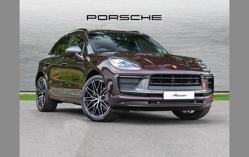 Other New 2025 Porsche Macan SUV | £74,940 (A bit pricey) - Image 1/4