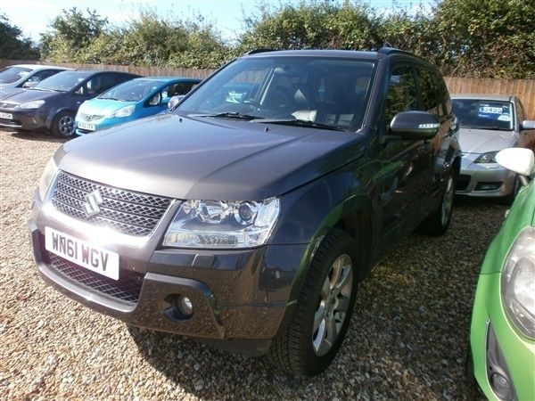 Grey Used 2011 Suzuki Grand Vitara SZ5 SUV | £3,995 (Expensive) - Image 1/1