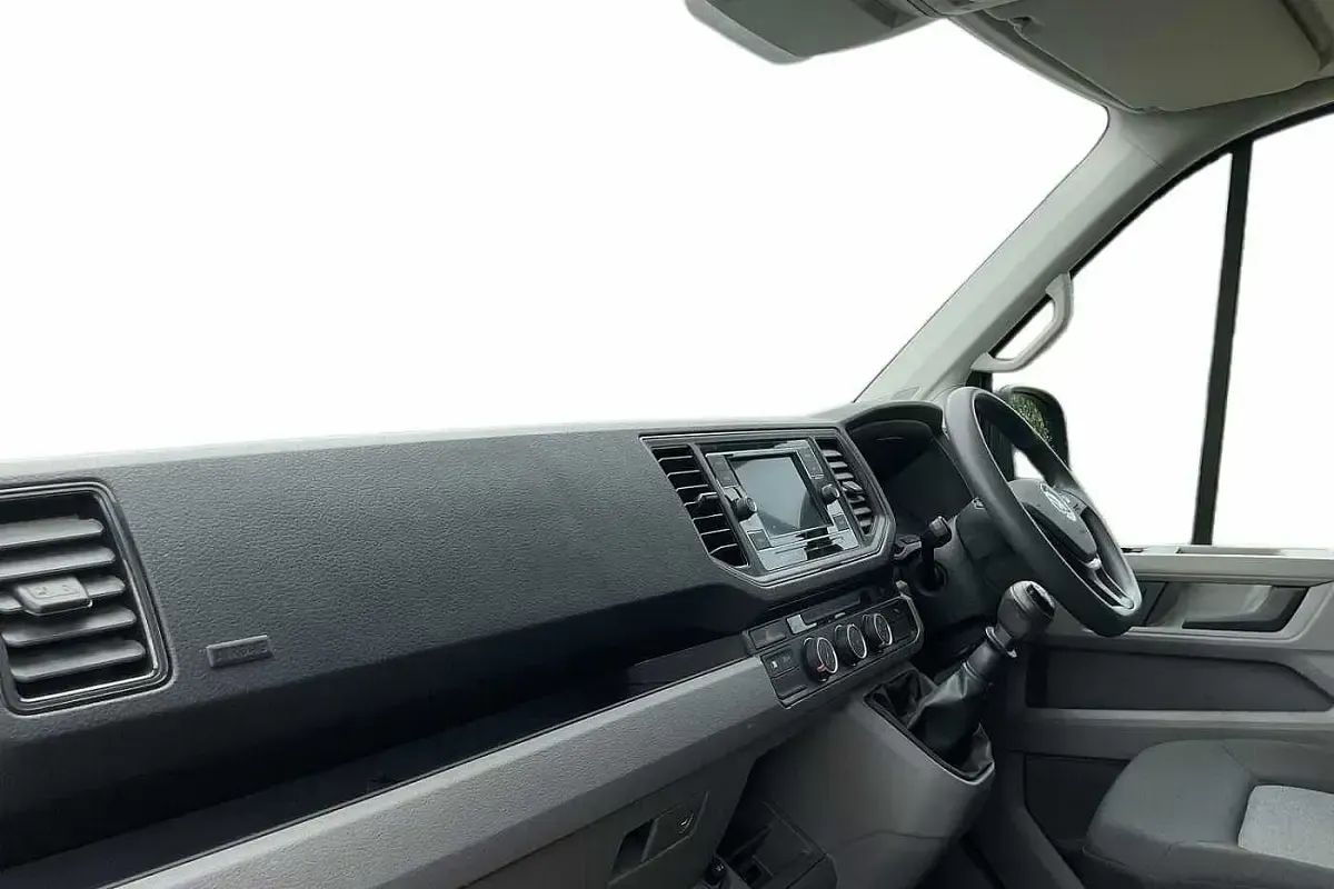 Used VW Crafter 140 HP (102 kW) 2024 Grey Van