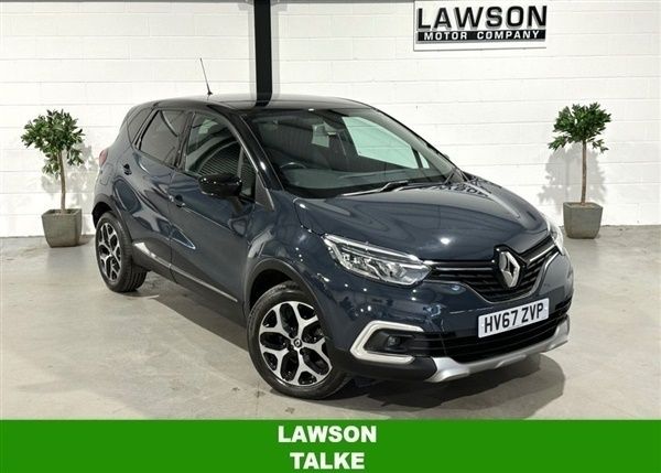 Blue Used 2017 Renault Captur Dynamique SUV | £8,490 (Fair price) - Image 1/1