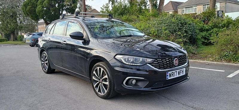 Used Fiat Tipo Lounge 120 HP (88 kW) 2017 Black Estate