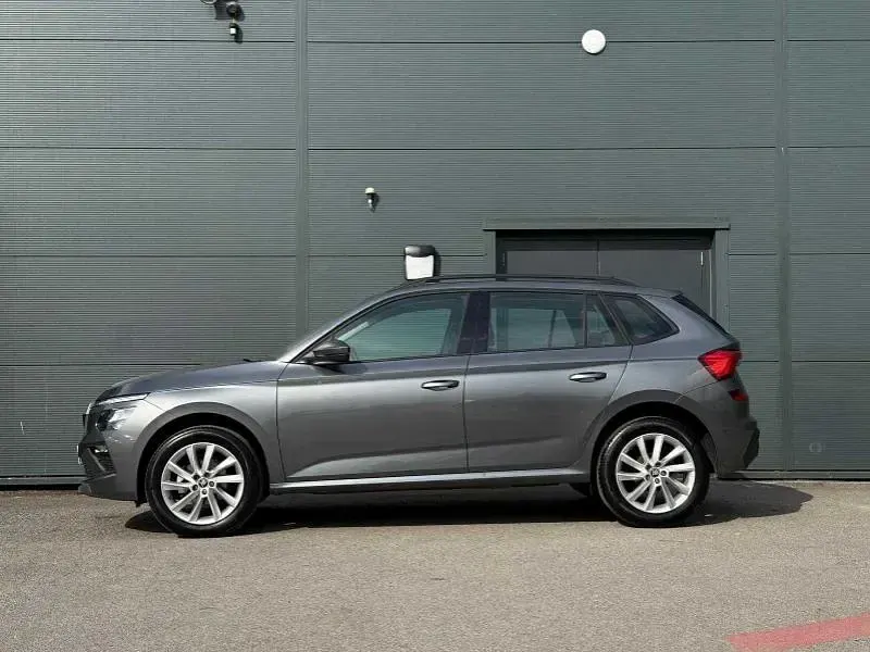 Used Skoda Kamiq SE 85 HP (62 kW) 2025 Grey SUV