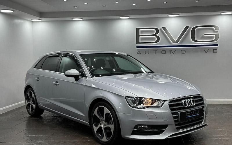 Used Audi A3 Sportback Sport 150 HP (110 kW) 2016 Silver Hatchback