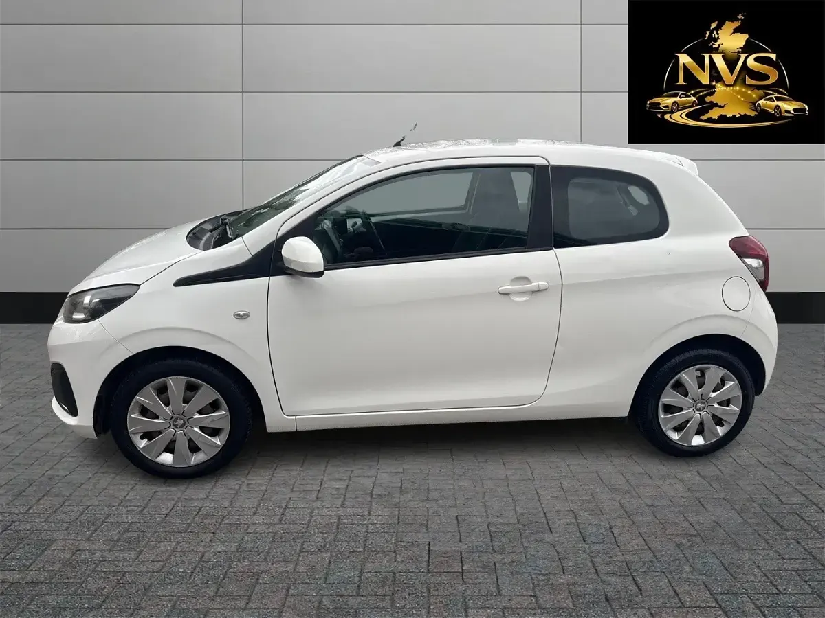 Used Peugeot 108 Active 68 HP (50 kW) 2016 White Hatchback