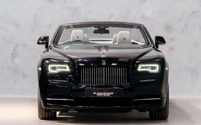 Usado Rolls Royce Dawn 571 HP (419 kW) 2023 Cabrios